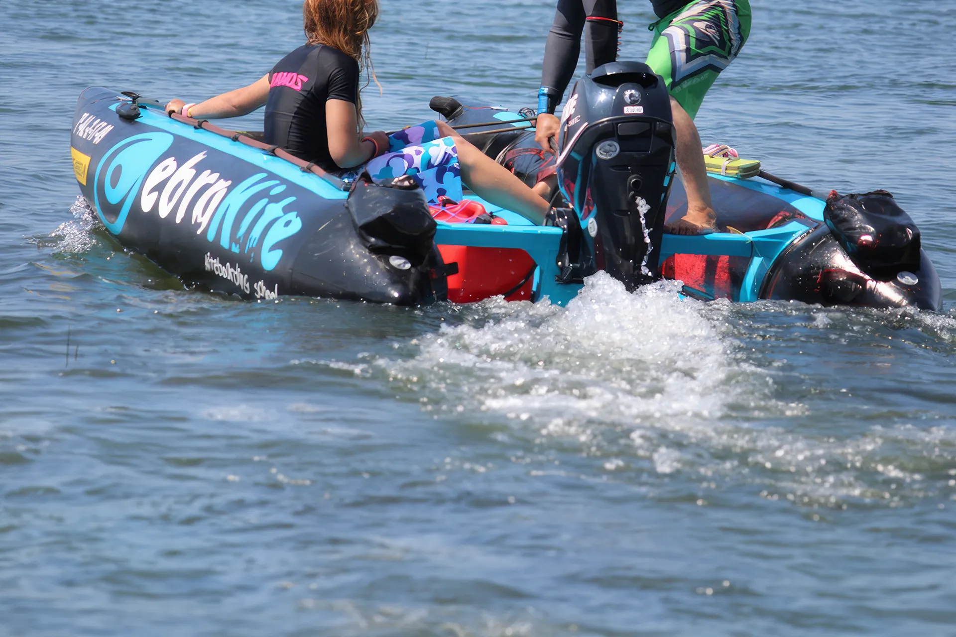 Curso kitesurf con lancha